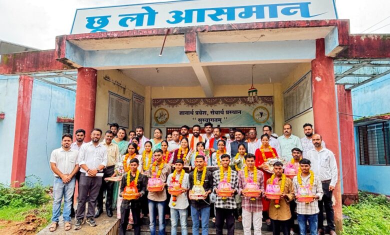 Major success for Dantewada in NEET-UG 2026: 52 students from ‘Chhoo Lo Aasman’ excel.