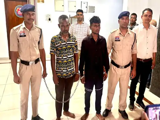 Major success for Raipur Police: Theft at CA's office solved; two accused arrested with ₹7.80 lakh in cash.