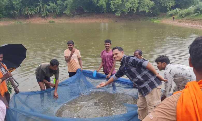 Earnings of ₹30,000 in two months: Fish seed production transformed a farmer's life.