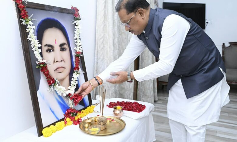 CM Vishnu Deo Sai pays tribute to Minimata; recalls her struggle against child marriage and the dowry system.