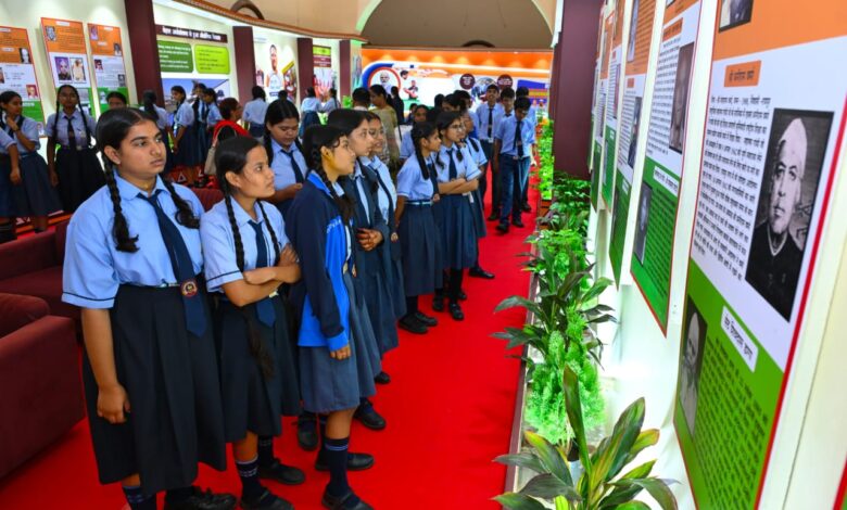 The saga of Chhattisgarh's glory comes alive at Raipur Town Hall; the entire picture—from history to development—is on display.