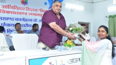 A path to employment through local resources: Villagers in Lakhanpur gain fish farming opportunities.