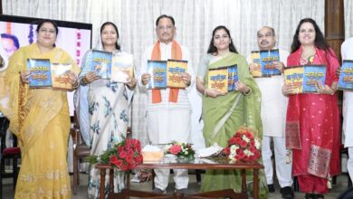 Success stories of 'Mahtari Vandan' now in a book; CM Sai releases it.