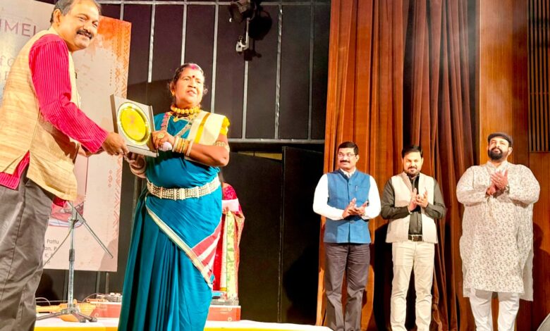 Pandwani of Chhattisgarh echoed on the stage of Delhi, special presentation decorated in memory of Teejan Bai