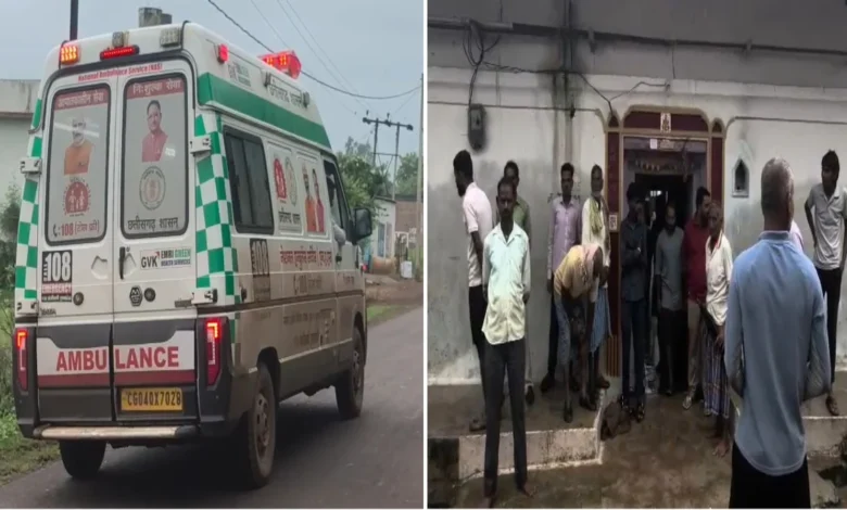 School bus runs over child, who dies on the spot; driver and conductor flee.