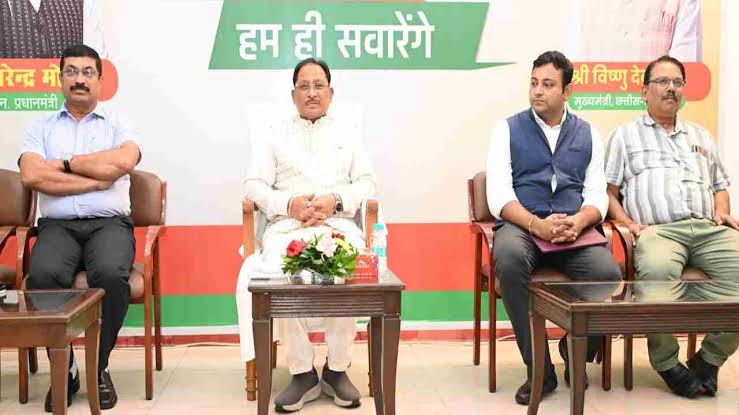 Nature, culture and tourism have become the new identity of Bastar; CM Sai interacts with journalists.