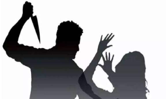 Raipur crime: Dispute between lovers leads to tragedy; young woman murdered, man critically injured.