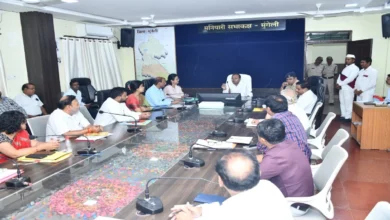 Collector Amrit Vikas Topno took charge and instructed officials to ensure time-bound resolution of issues.