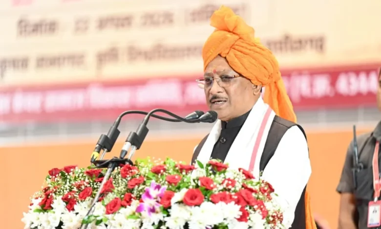 CM Sai gifts ₹1.55 crore to the Kanwar community; administers oath to newly elected office-bearers.