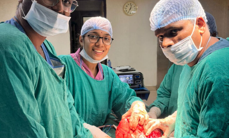 Doctors' feat at Raigarh Medical College: Massive 8 kg tumor removed from woman's abdomen.