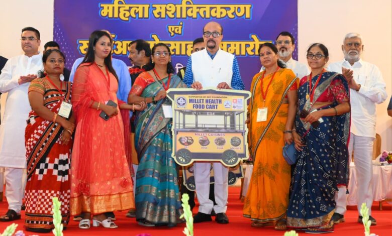 New impetus to women's empowerment in Chhattisgarh: 72 SHGs receive millet health carts.
