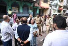 Notices issued for 15 dilapidated houses in Raipur ahead of the Ganesh Visarjan procession; instructions given to vacate them.