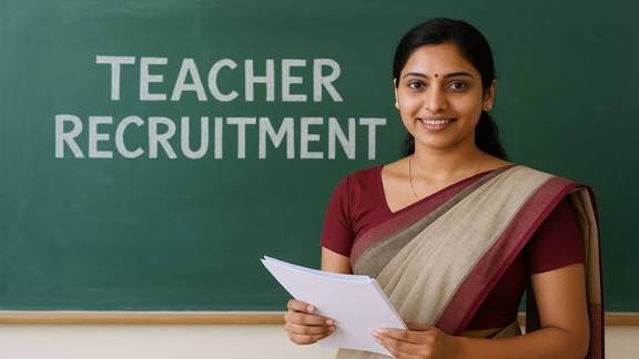 CG Teacher Vacancy 2026: Recruitment for 854 posts across 8 subjects, including Hindi and English.