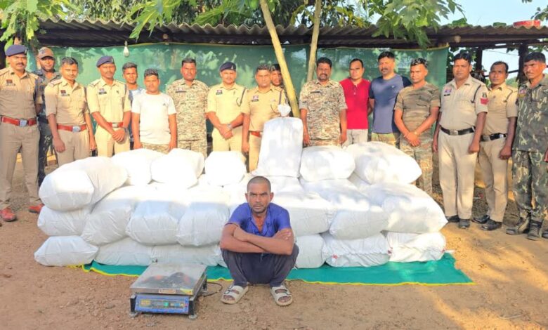 6.32 quintals of cannabis seized in Jashpur; major smuggling racket exposed; accused was transporting the contraband in a truck, hidden beneath empty bottles.