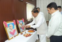 CM Sai pays tribute to Mahatma Gandhi and Lal Bahadur Shastri; says their ideals will continue to inspire service to the nation.