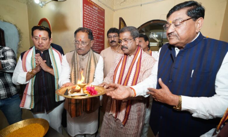 Chief Minister Vishnu Deo Sai offered prayers at the Ramchandi Temple and wished for the prosperity of the state.