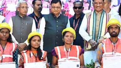 Chhattisgarh: Construction workers receive benefits worth ₹18.96 crore across 15 schemes; over 47,000 beneficiaries gain.
