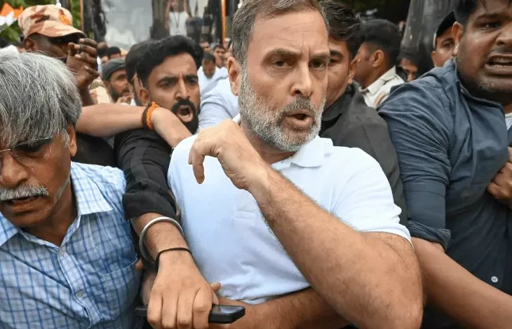 Second FIR against Rahul Gandhi and Priyanka Gandhi; Delhi Police takes action following the Jantar Mantar ruckus.